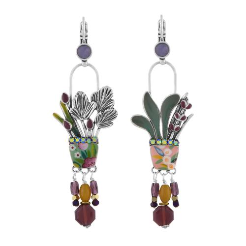 Boucles d'oreilles dormeuses Taratata Bijoux Ciboulette  Métal, résines colorées dont les motifs sont peints à la main, perles en verre, chaîne de strass
